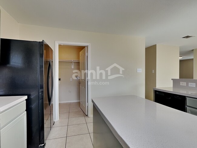 Photo - 20927 Banyan Crest Ln