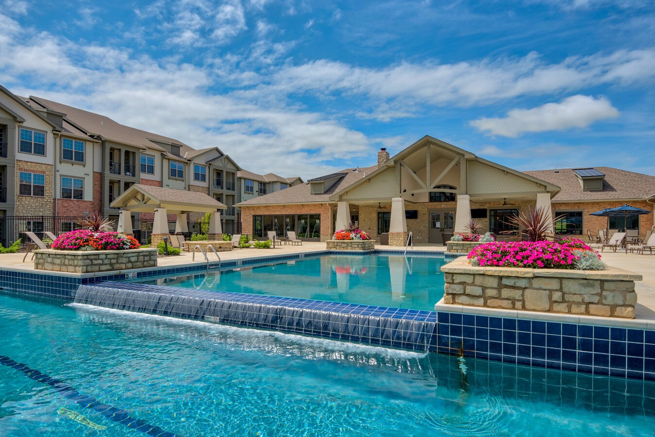 Boulders At Overland Park Apartments For Rent In Overland Park