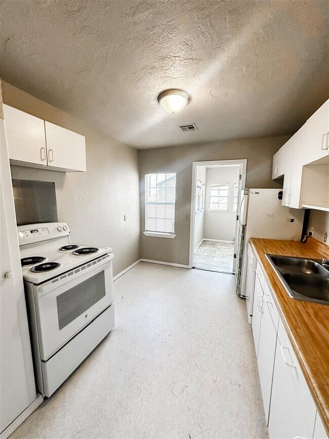 Photo - 2231 NW 26th St