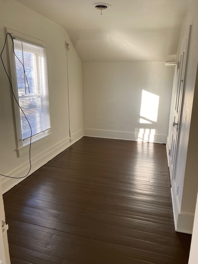 Photo - 324-324-324-322 5th Ave Unit 324 1/2-5th Ave