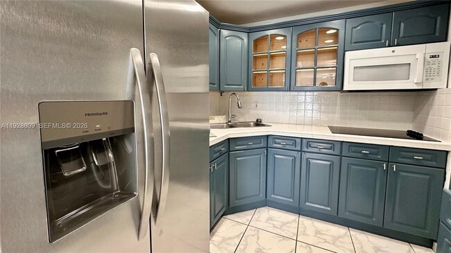 Building Photo - 7825 NE Bayshore Ct Unit 504