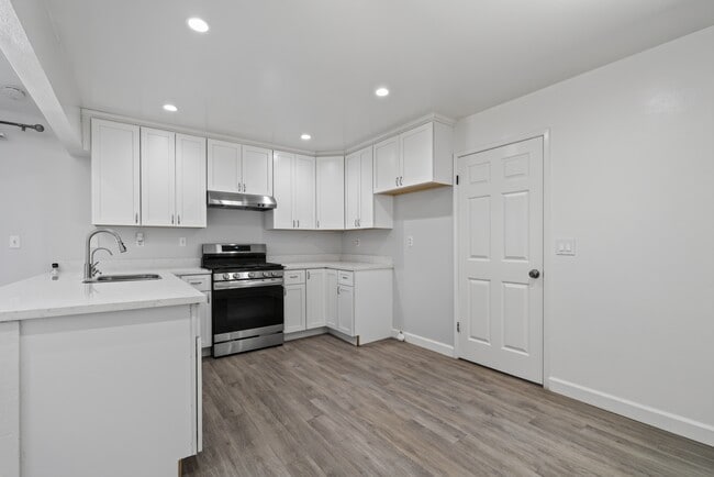 Photo - 5607 Goldfield Dr