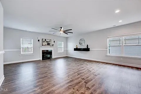 Photo - Room in House on Boomer St