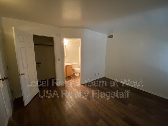 625 S Fountaine St Unit A