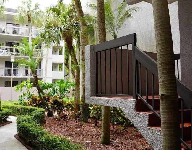 Photo - 8810 SW 132nd Pl Unit 303DN