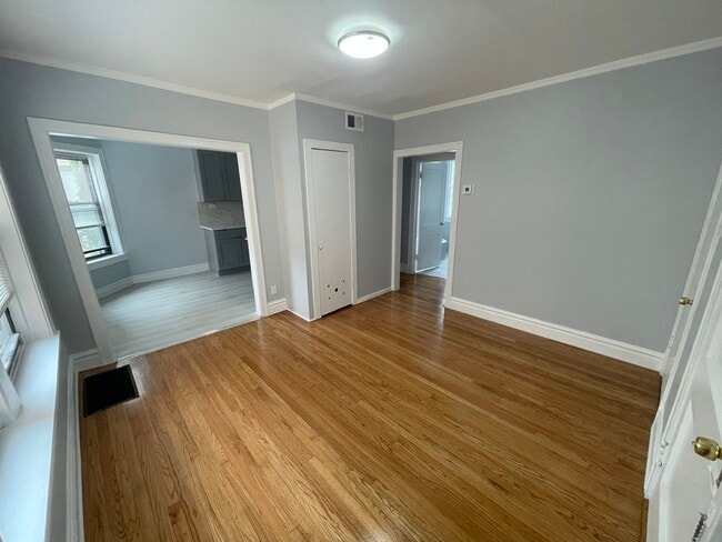 Photo - 7329 N Honore St Unit 2A
