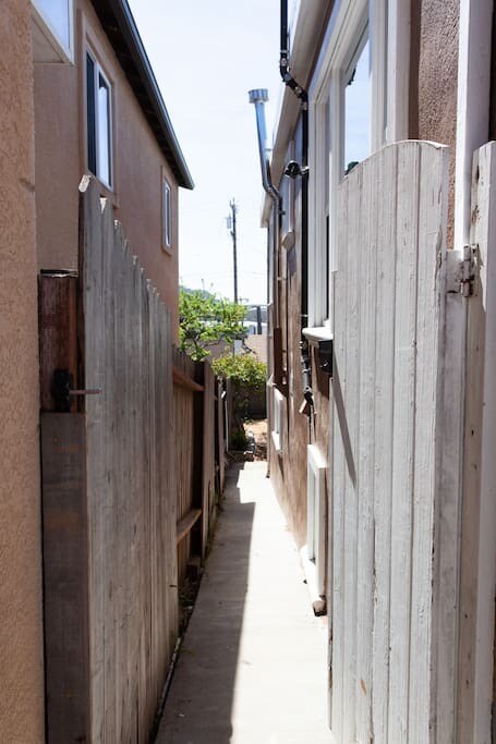 Private Entrance to Unit - 5116 Fresno Avenue A