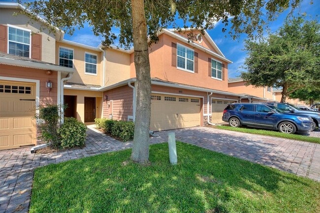 Photo - 1220 Priory Cir