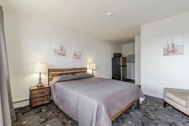 3737 Sturgis Rd Unit Studio