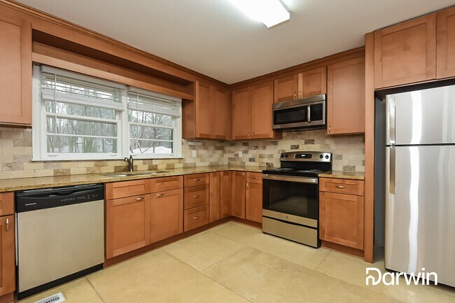 Photo - 2520 Robinson Rd NE, Marietta, GA 30068