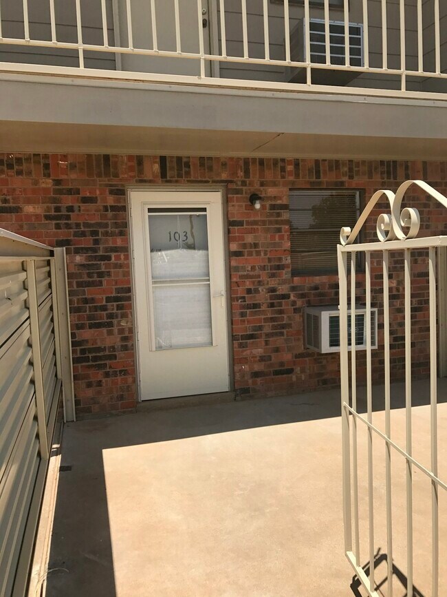 Photo - 802 Matthew Ave Unidad 104