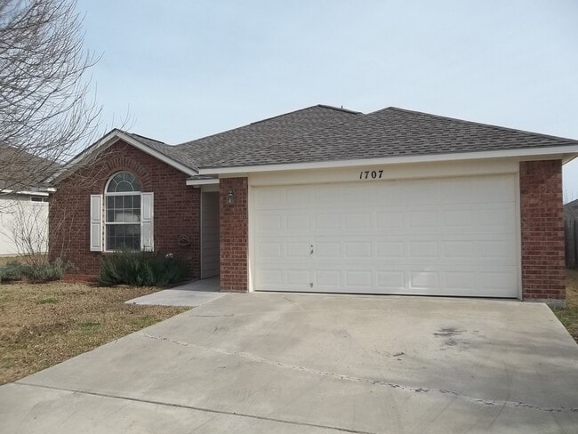Building Photo - 3 BEDROOM, 2 BATH, BELTON ISD Rental