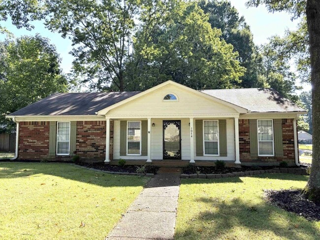 Building Photo - 1074 Tararidge Dr