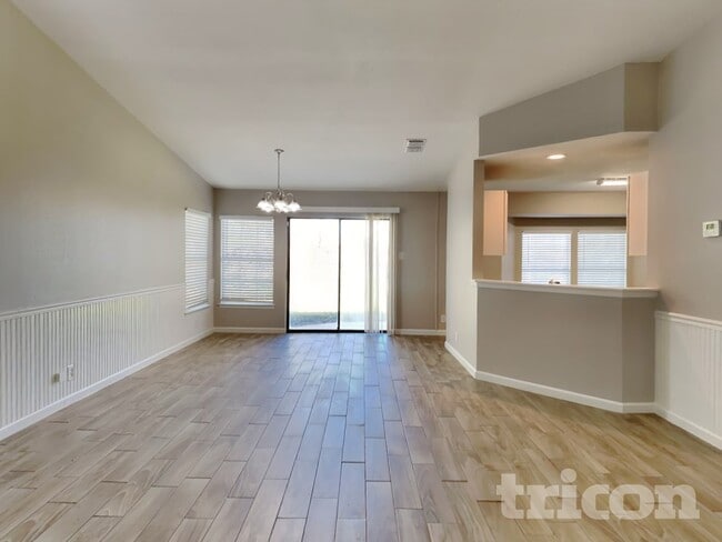 Photo - 7150 Elk Trail