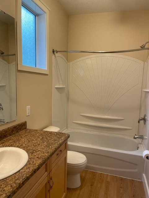 Photo - 2725 15th Av