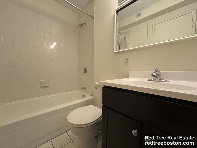 Photo - 185 Freeman St Unit 353