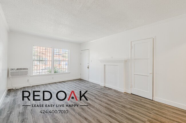 Building Photo - 4205 11th Ave Unit 1