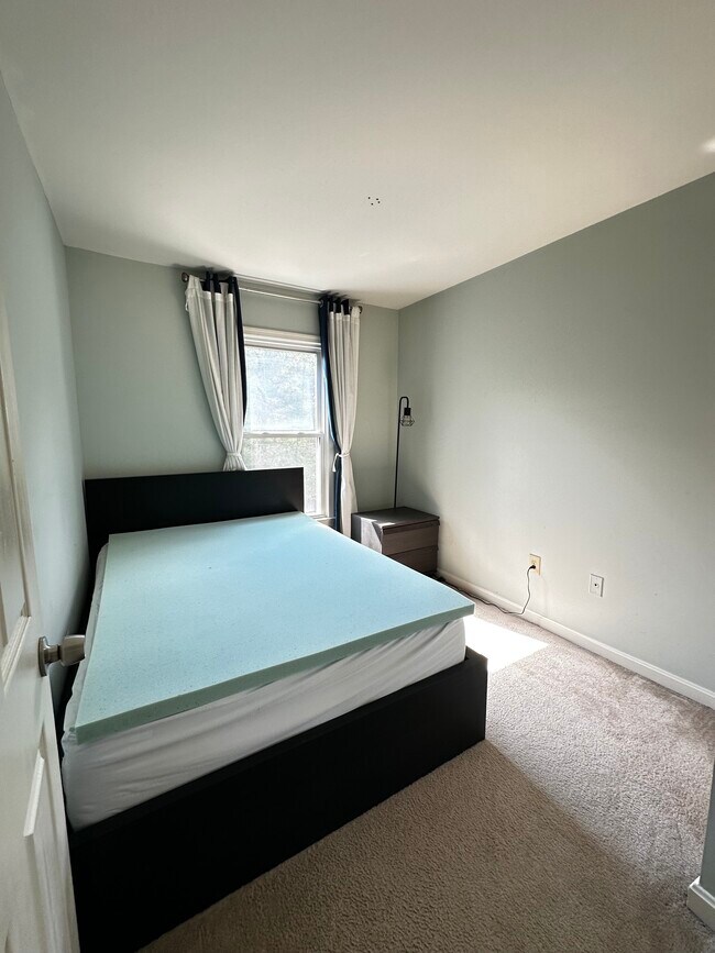 6908 Compton Valley Ct