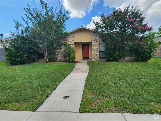 Building Photo - 426 Cambria Dr Rental