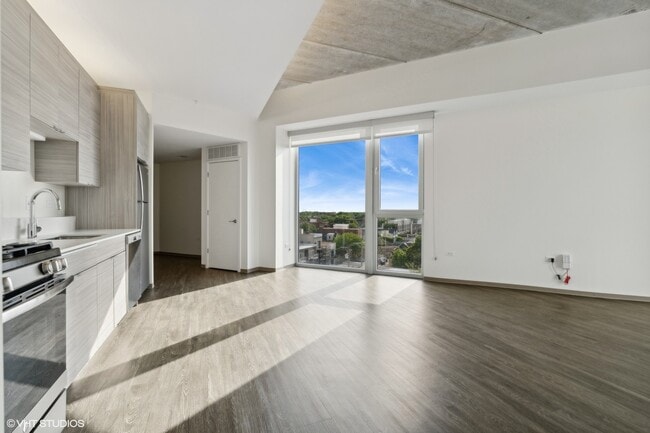 Photo - 1877 N Milwaukee Ave Unit 406