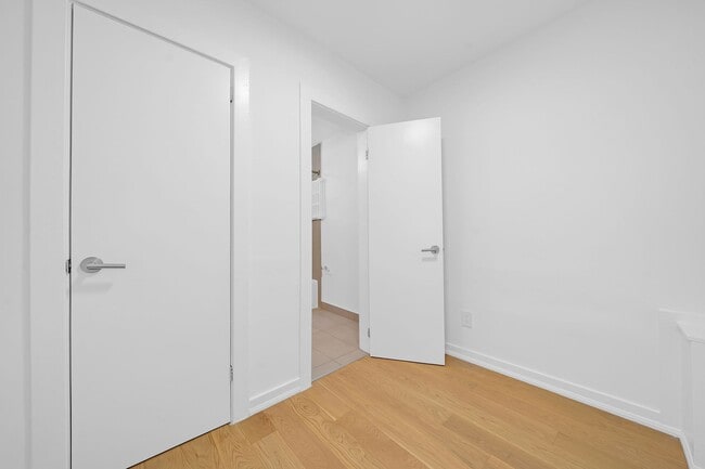 Photo - 26 Balmoral Ave Unit 308