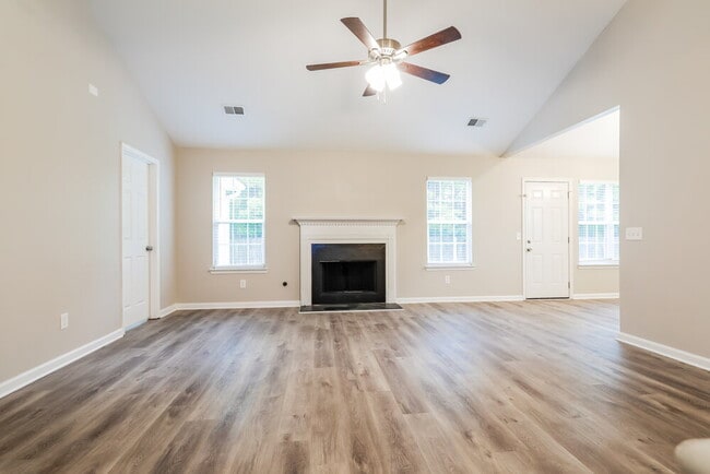 Photo - 85 Stone Commons Way