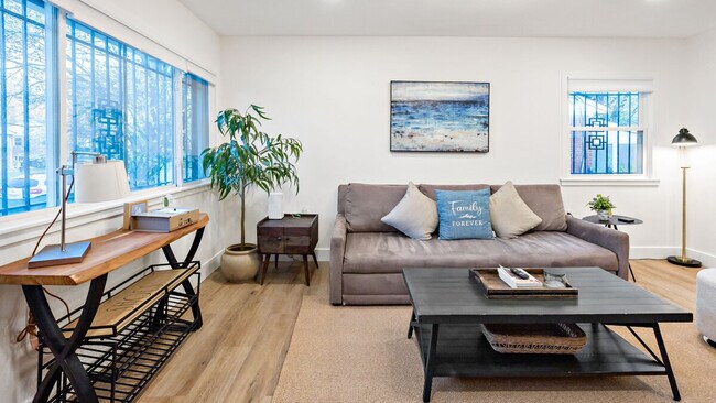 Photo - 135 69th St Unidad SI ID1395376P