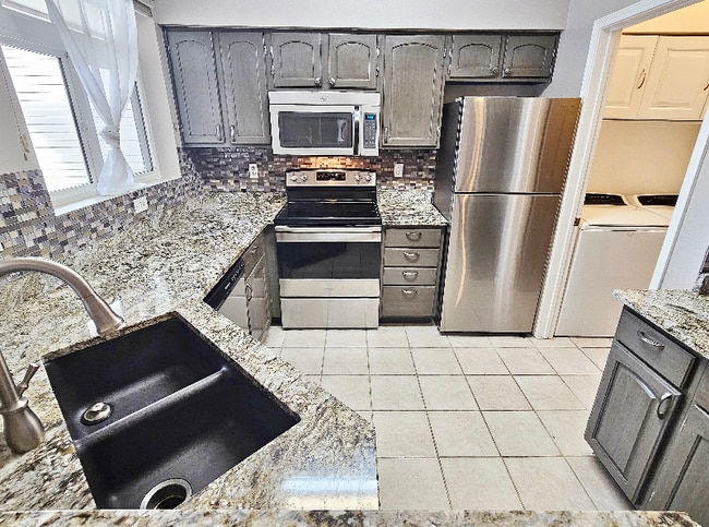 Photo - 780 Copper Ln Unit 107