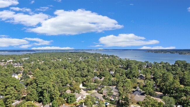 Photo - 3030 Hemingway Dr