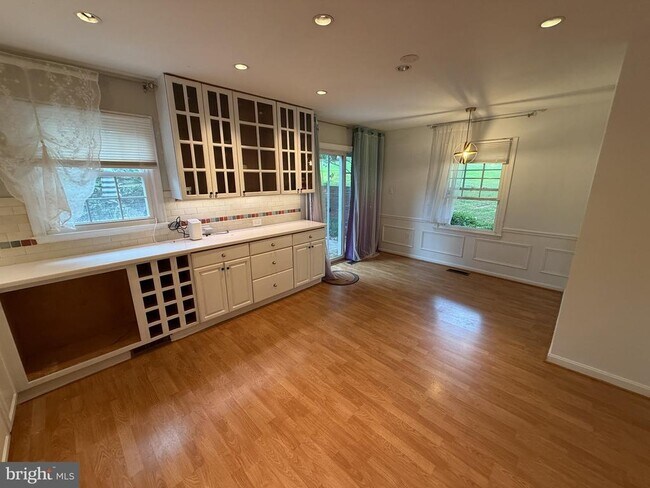 Photo - 4360 Greenberry Ln