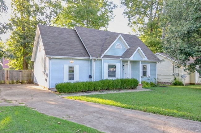 Photo - Three Bedroom Home for Rent with Two Bonus Areas!!!