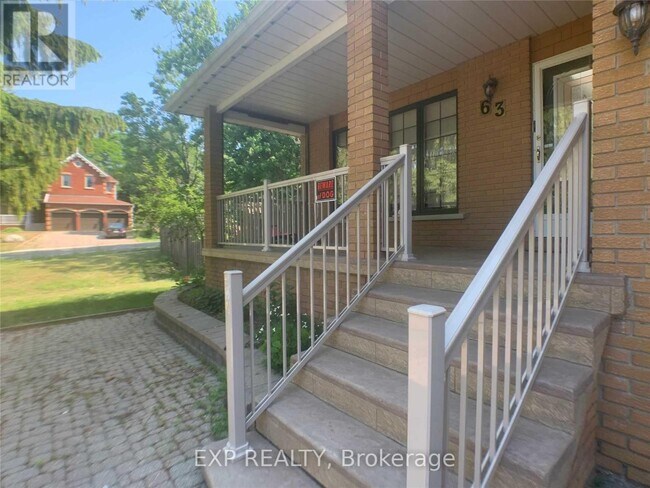 Photo - 63 Cynthia Crescent