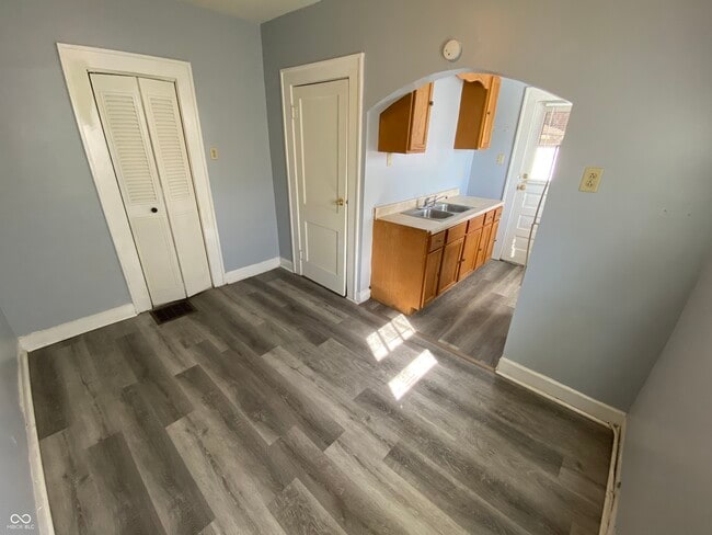 Photo - 1604 W 15th St Unit C