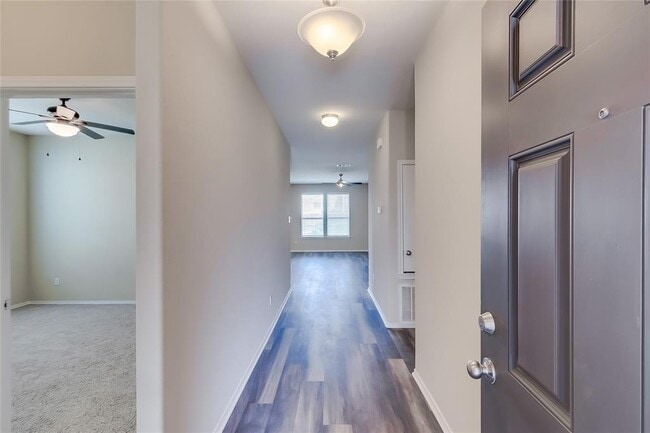 Photo - 216 Golden Butterfly Dr