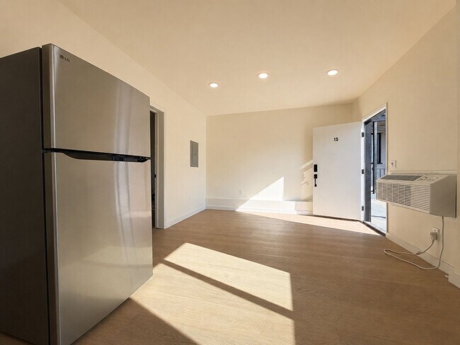 6819 N Figueroa St Unit 23