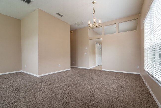 2390 Cobblefield Cir