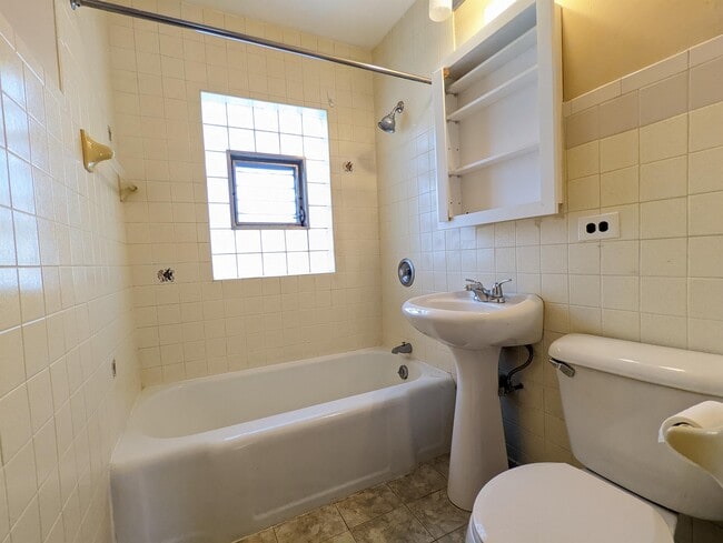 Photo - 514 N Emerson St