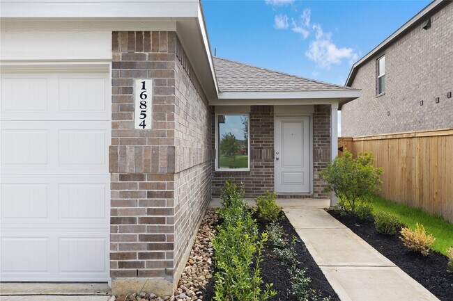 Photo - 16854 Great Highlands Dr