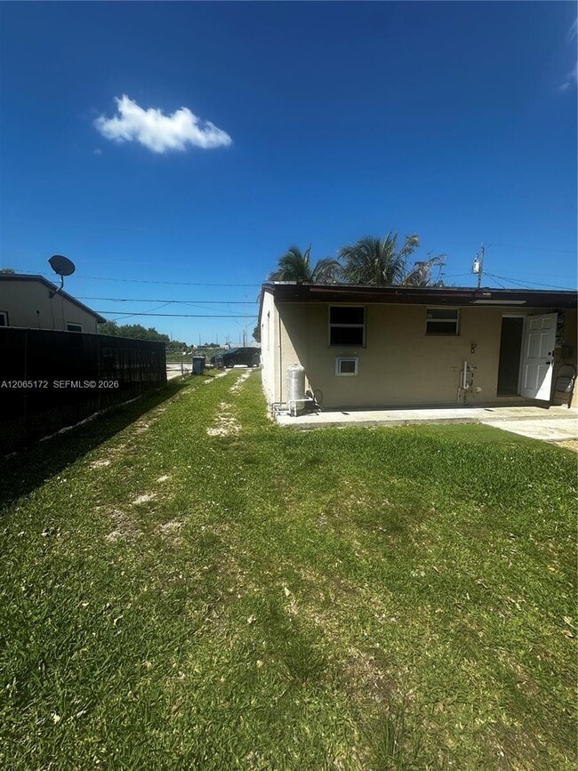 Photo - 26447 SW 139th Ave Unit 26447