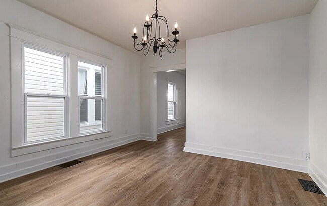 Photo - 1835 Culbertson Ave