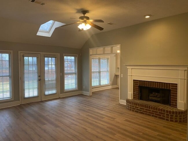 Photo - 3/2 For Rent in Red Oak in Germantown School District!!