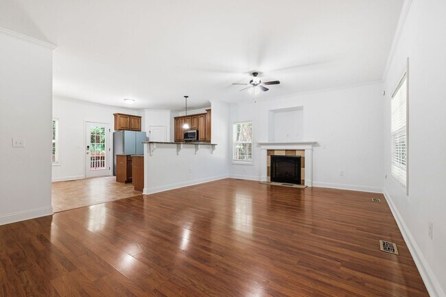 Photo - 3 Bed 2.5 Bath With wooded lot close to Fort Bragg!