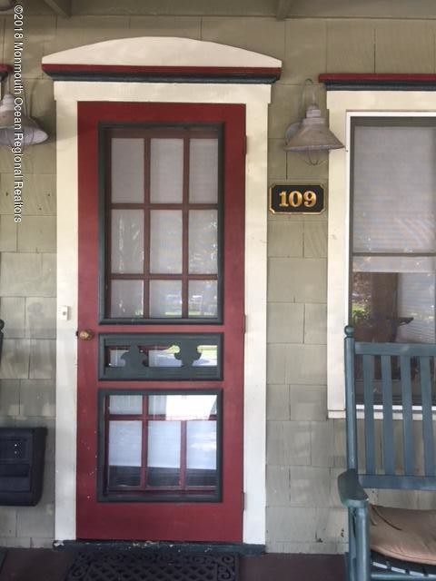 Photo - 109 Mt Hermon Way