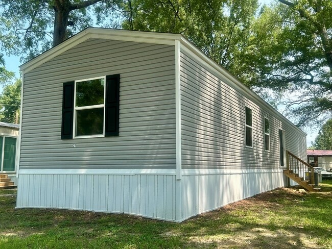 Photo - 27 White Oak Village