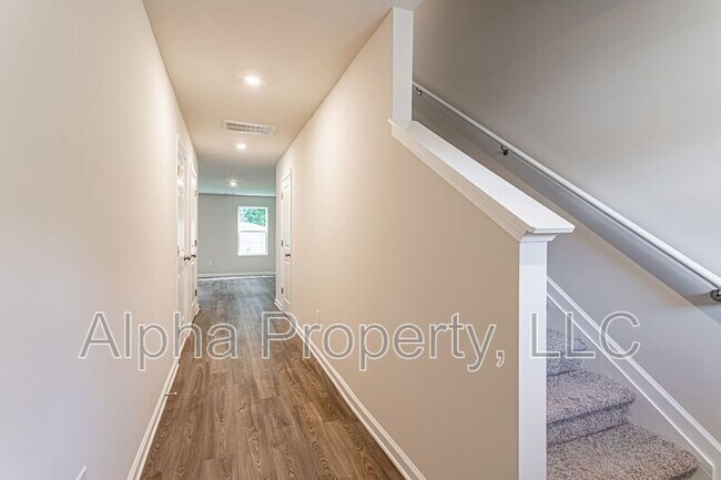 4107 Garrison Ln