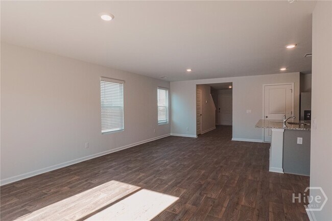 Photo - 411 Coconut Dr