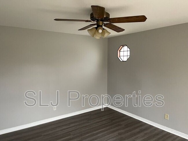 Photo - 10818 Grafton Hall Rd