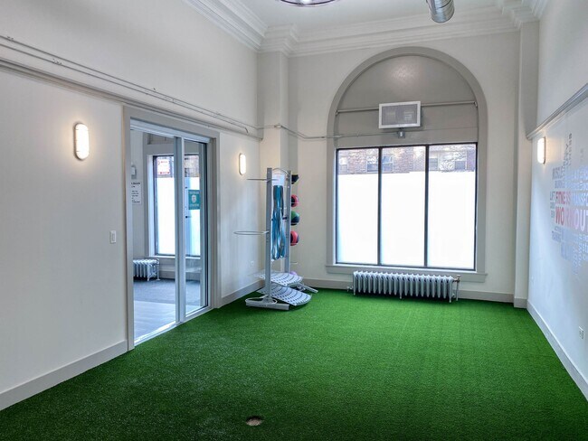 Photo - 540 W. Briar