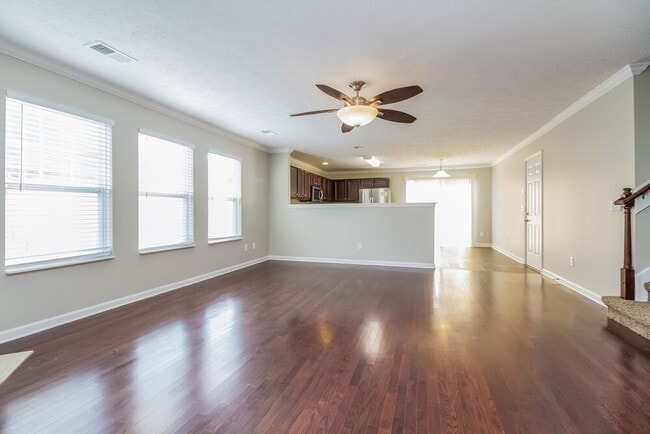 Photo - 129 Sophie Dr