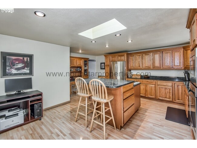 Photo - Great Lake Grove Bungalow Walking Distance to Everything